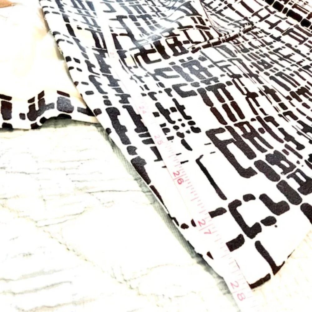 Tahari Black & White Swing Blazer - A Bit of Stretch, Classy, Lined & Comfy! 18W - Picture 8 of 10